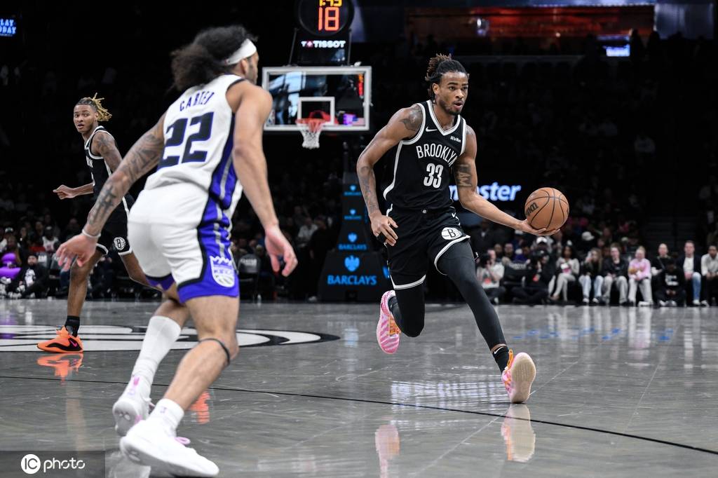 卡特空砍20+8 阿巴吉18分篮网送国王4连败